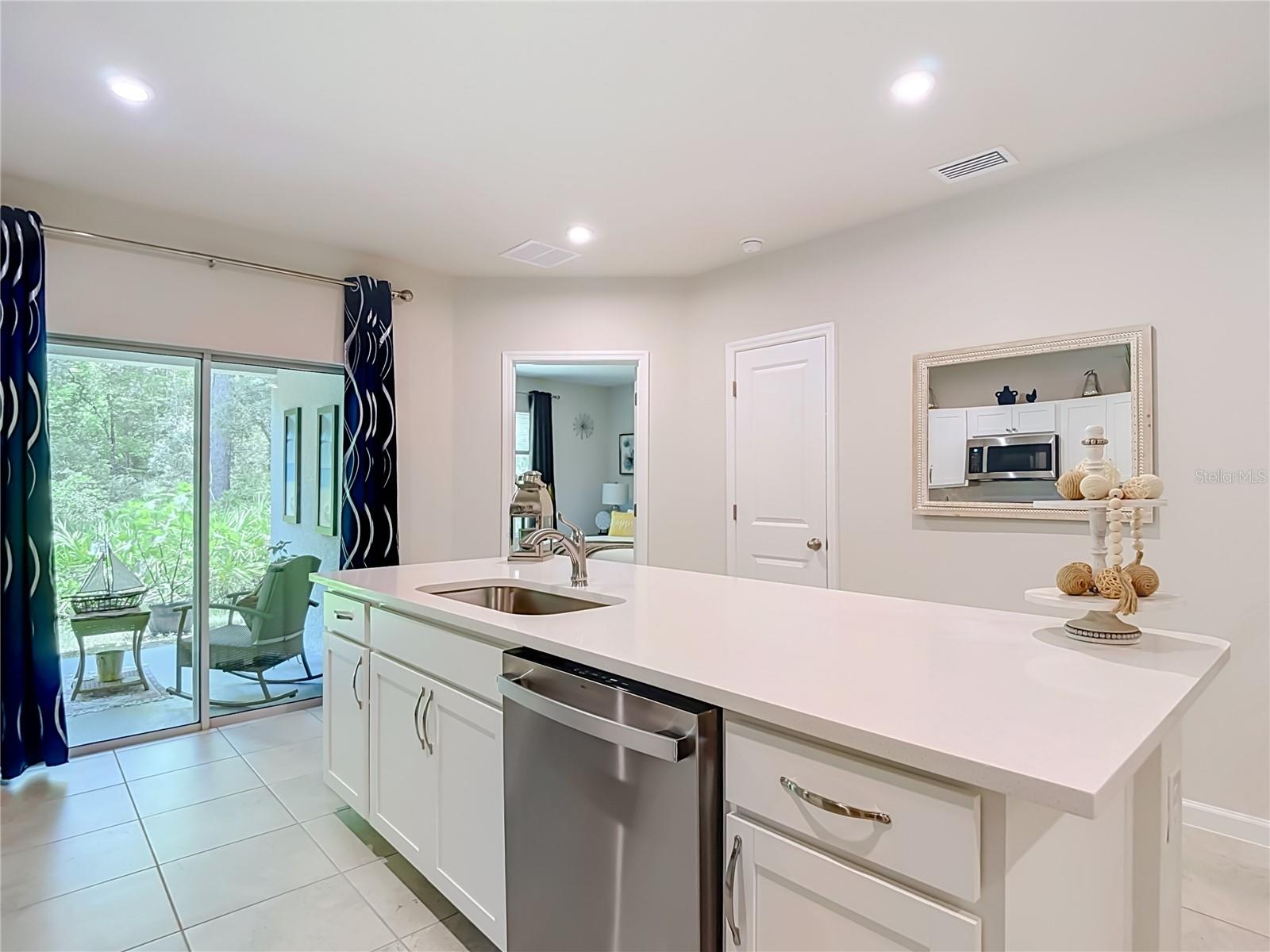 12000 Grizzly, New Port Richey, FL 34654