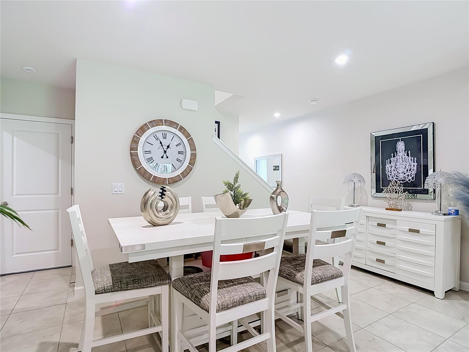 12000 Grizzly, New Port Richey, FL 34654