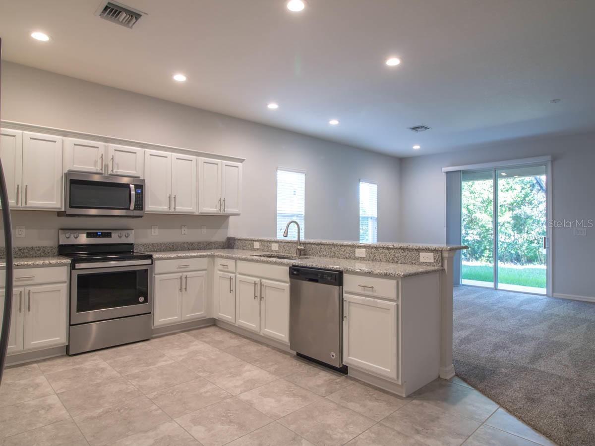 1097 Grantham, Sarasota, FL 34234