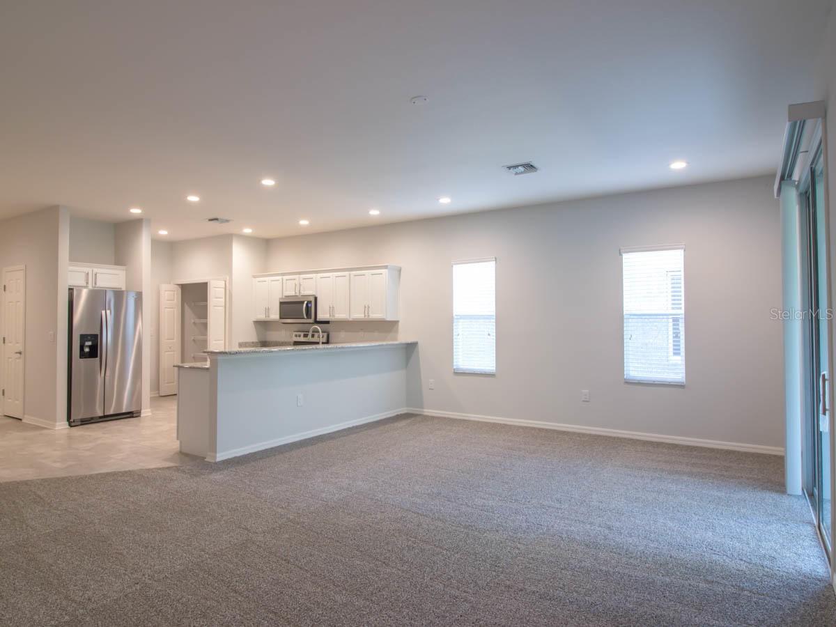 1097 Grantham, Sarasota, FL 34234