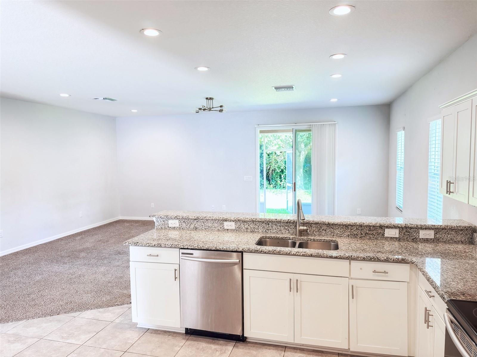 1097 Grantham, Sarasota, FL 34234
