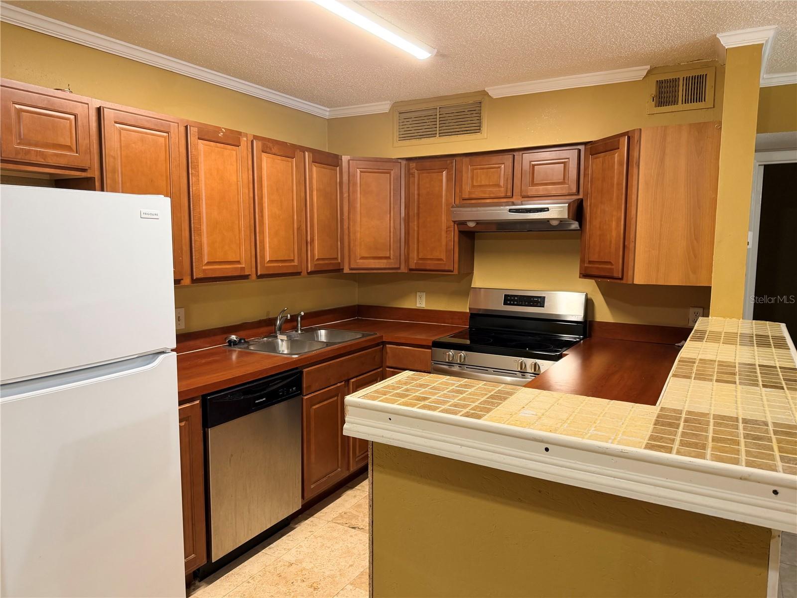 345 Forestway Unit 107, Altamonte Springs, FL 32701