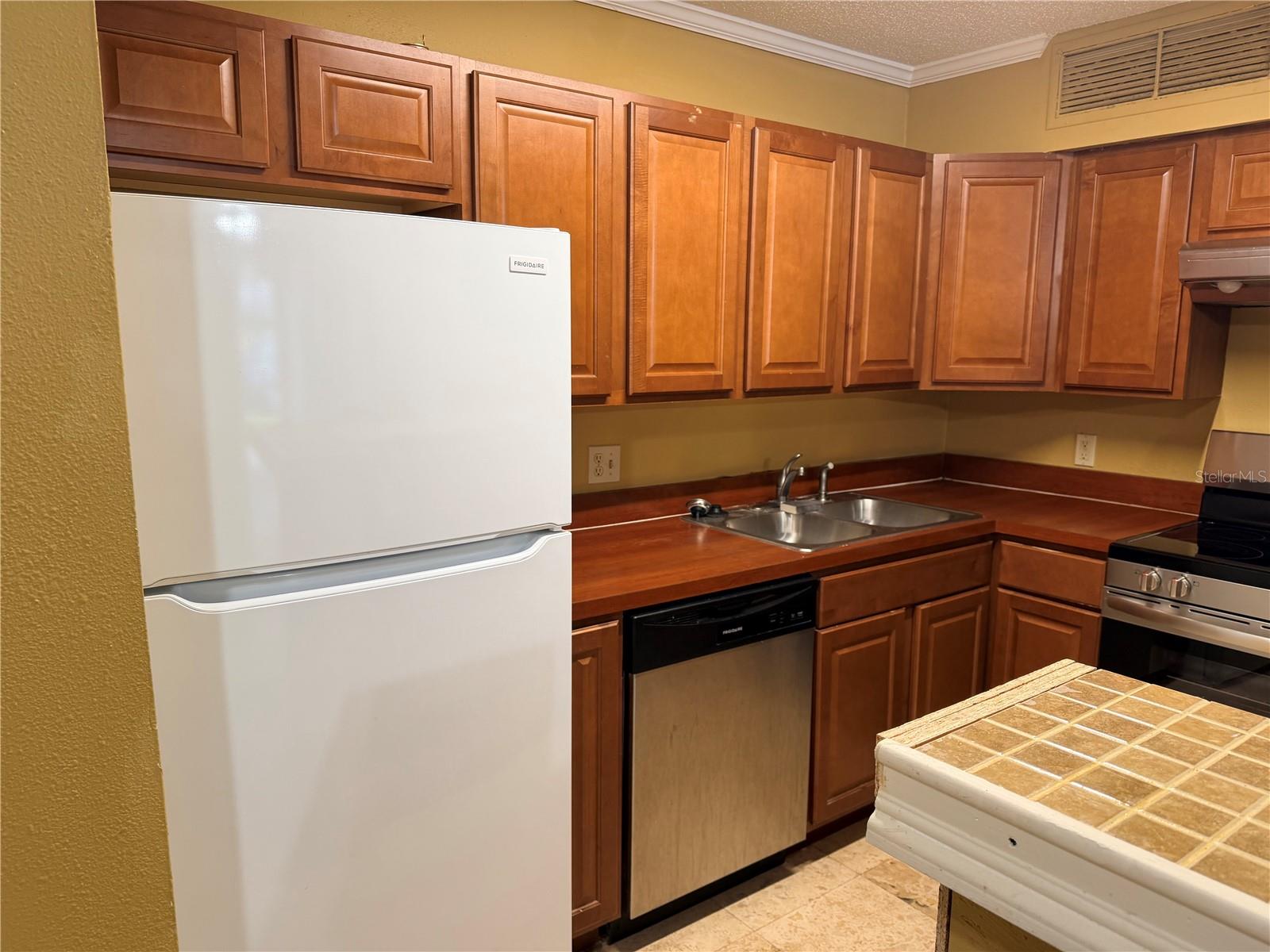 345 Forestway Unit 107, Altamonte Springs, FL 32701