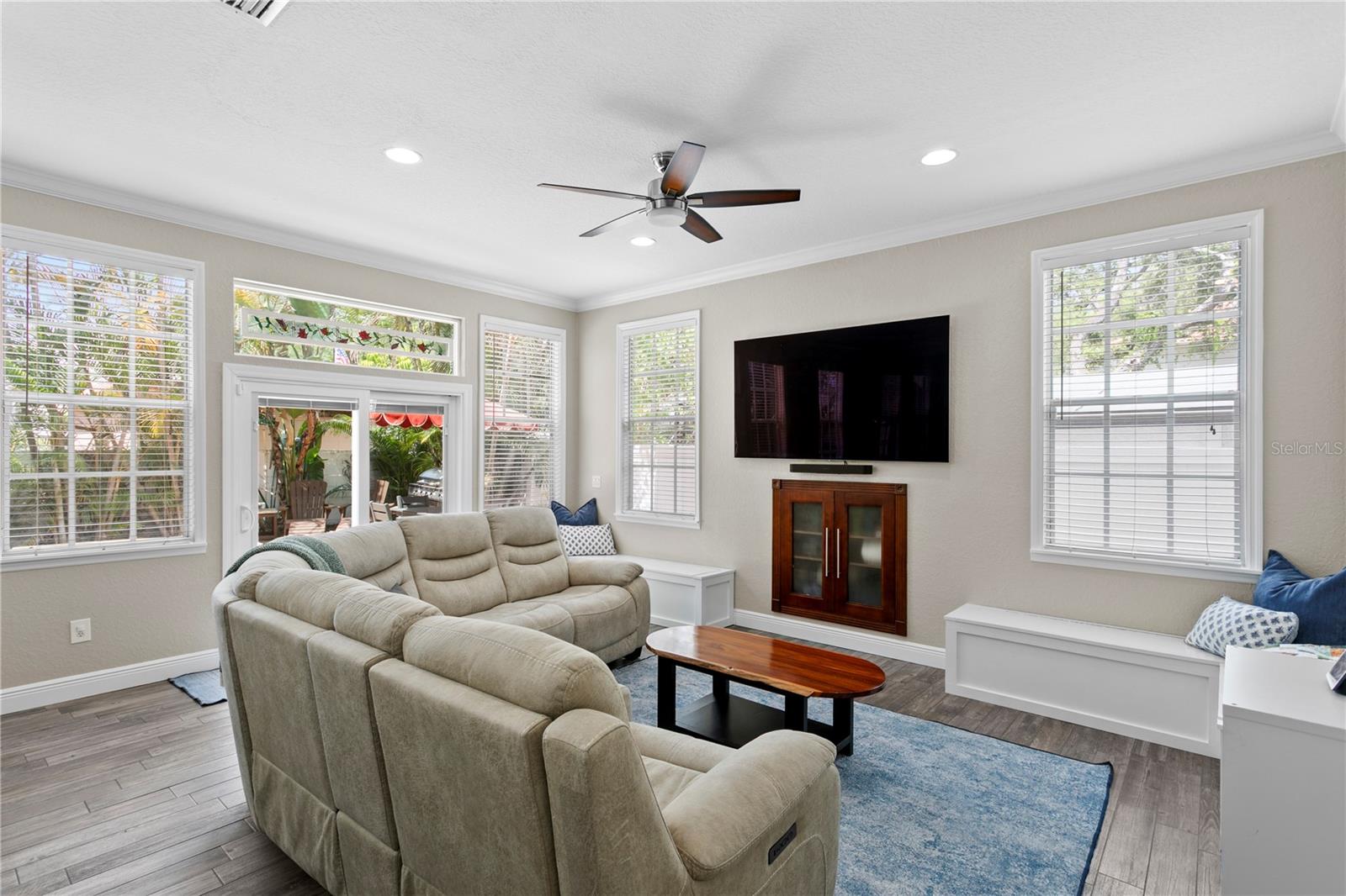 3319 Villa Rosa, Tampa, FL 33611