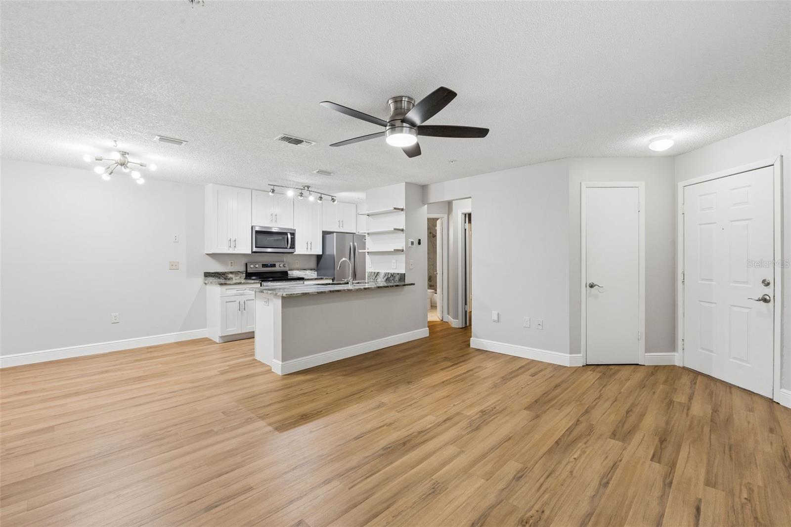 956 Salt Pond Unit 204, Altamonte Springs, FL 32714