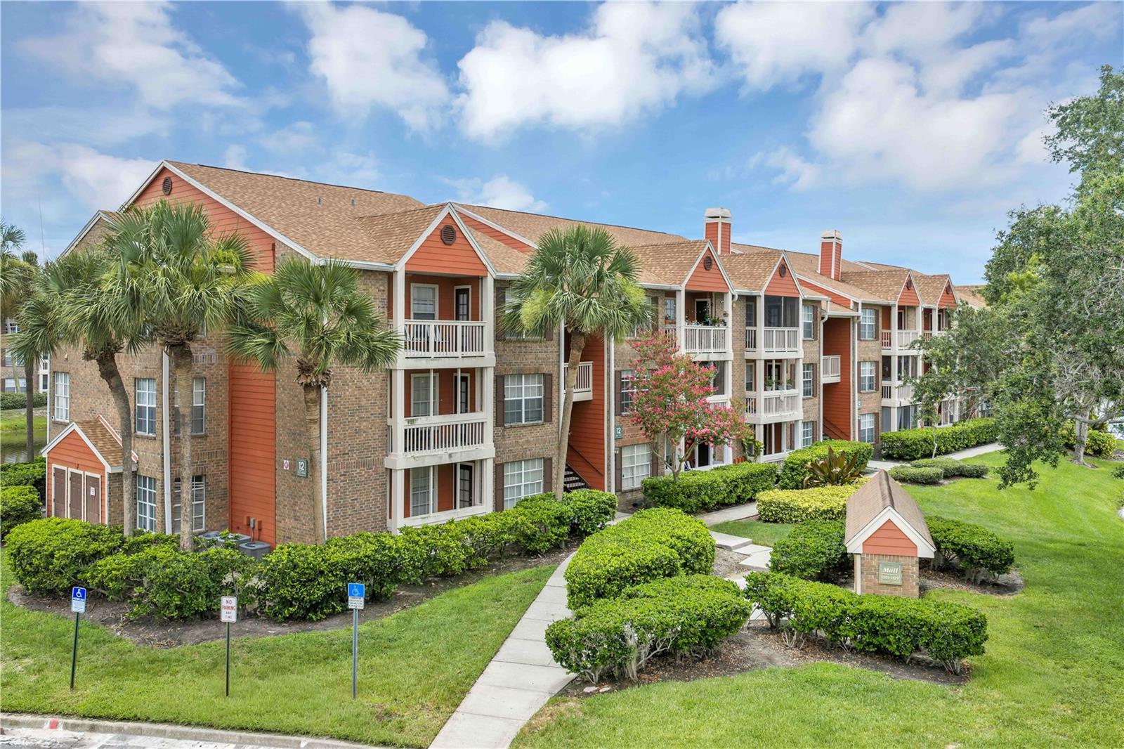 10200 Gandy Unit 1205, St Petersburg, FL 33702