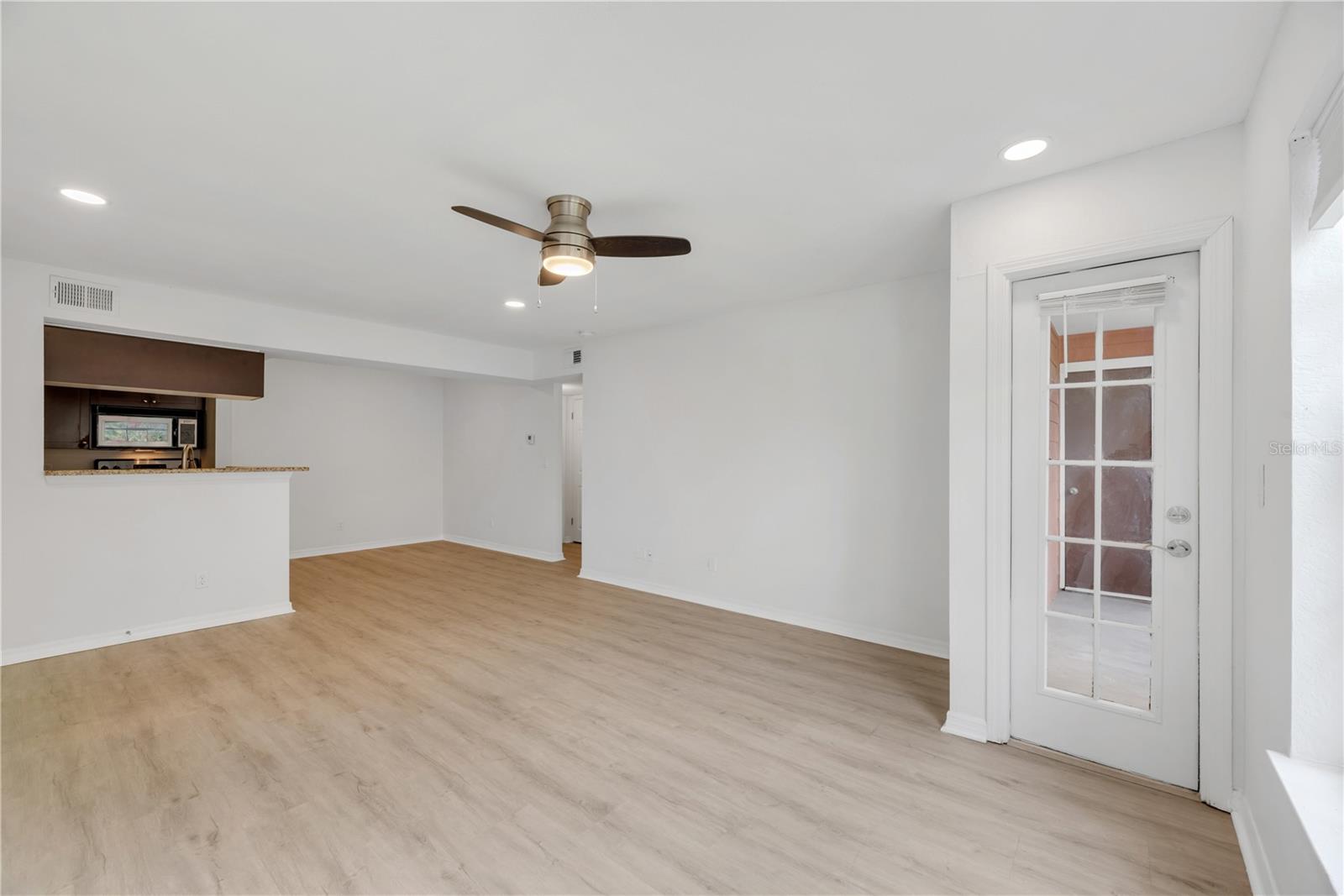 10200 Gandy Unit 1205, St Petersburg, FL 33702