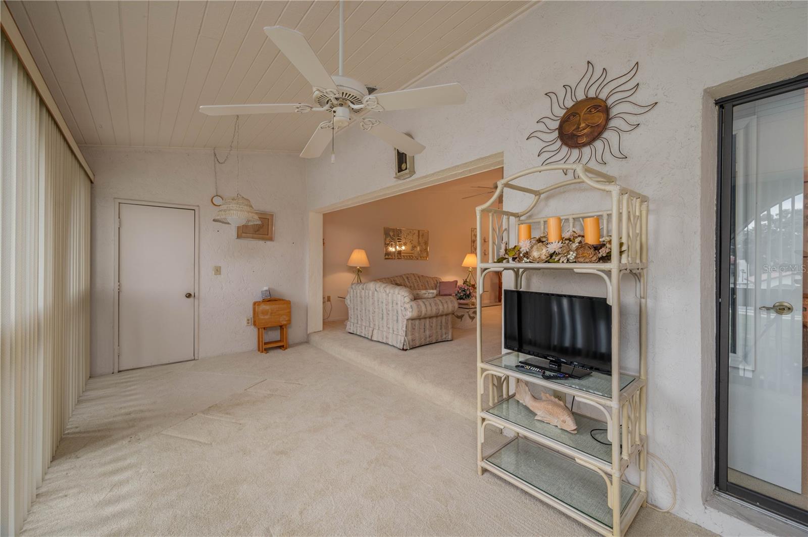 8203 Village Unit H-23, Lake Wales, FL 33898