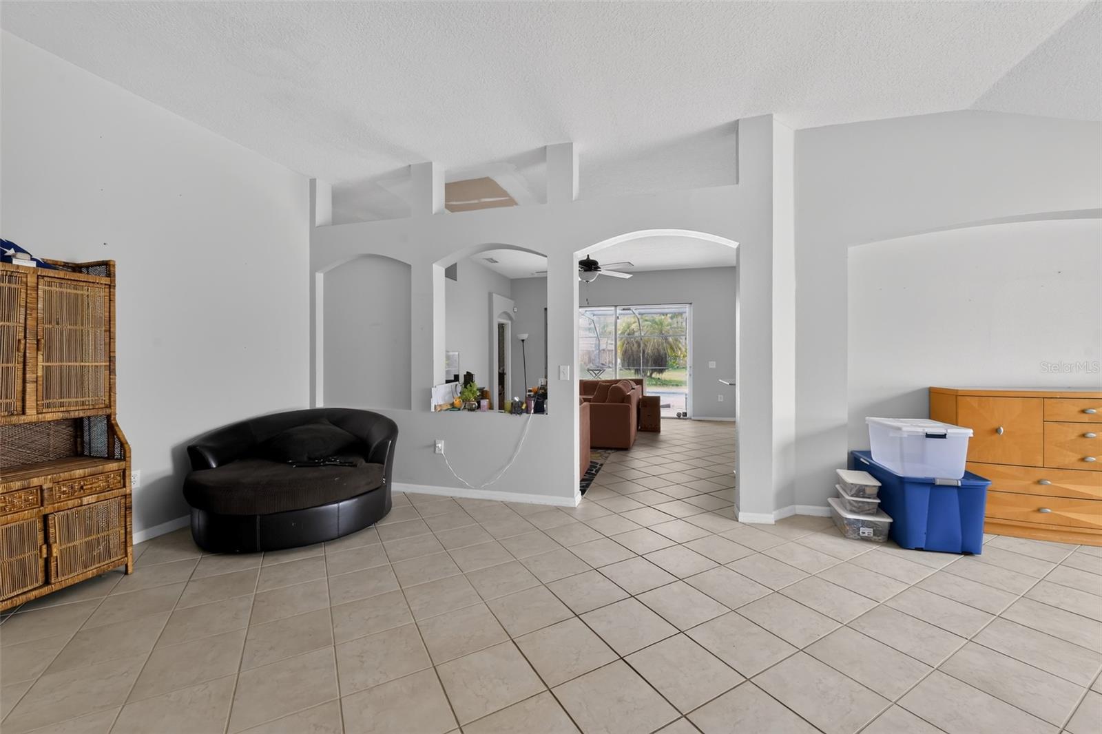 6717 Guilford Crest, Apollo Beach, FL 33572