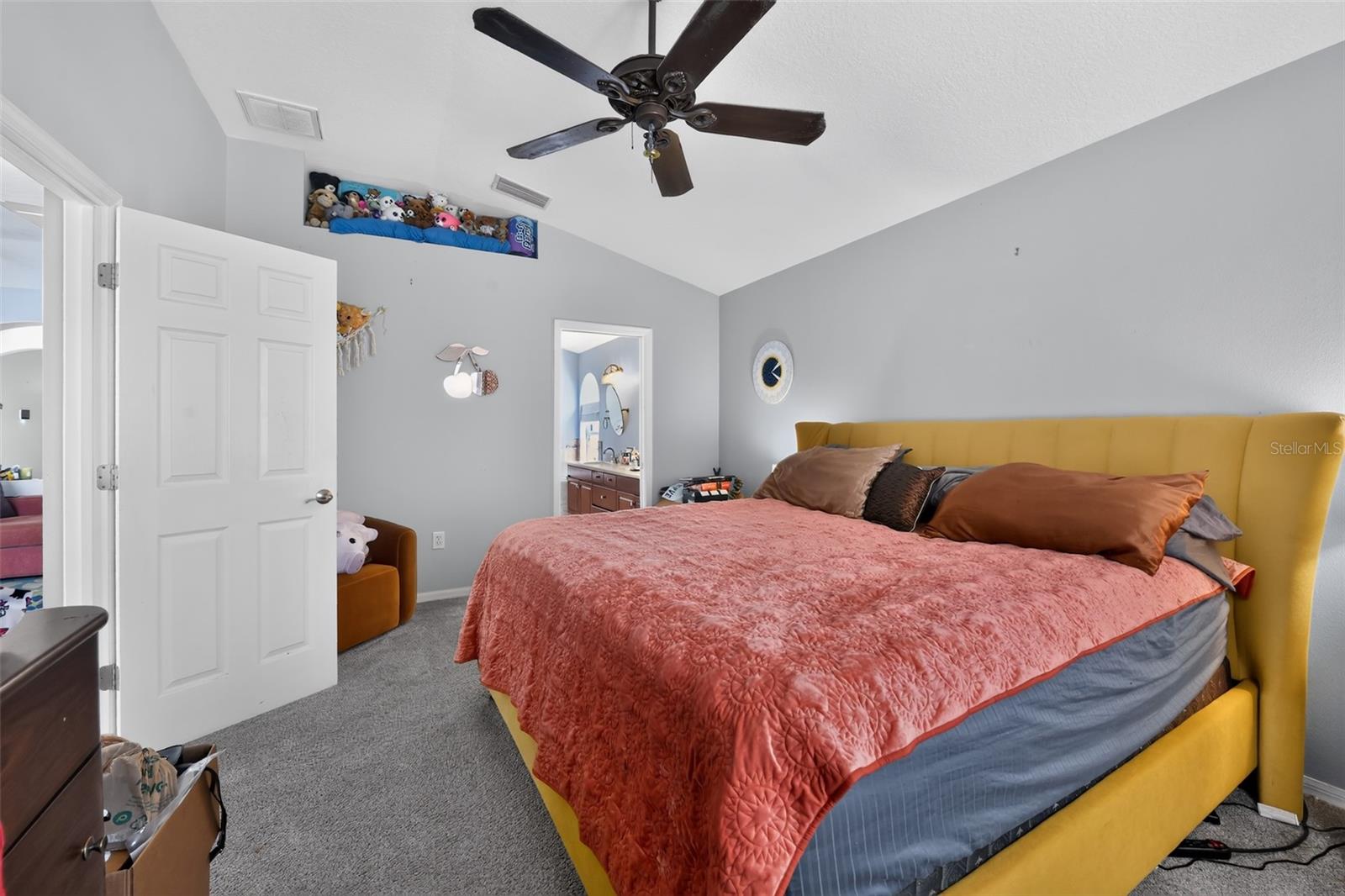 6717 Guilford Crest, Apollo Beach, FL 33572