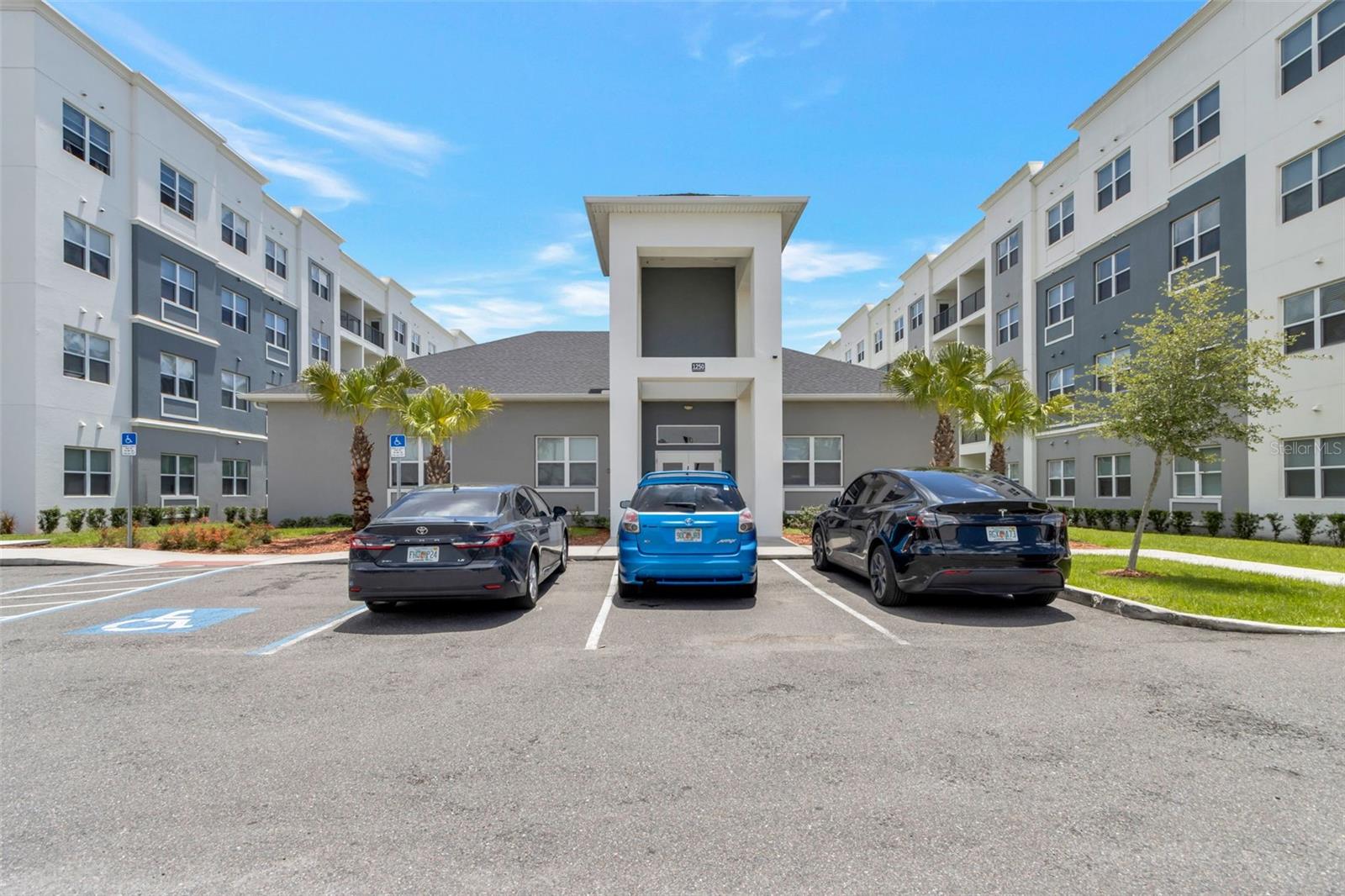 1220 Southstation Unit 207, Orlando, FL 32809
