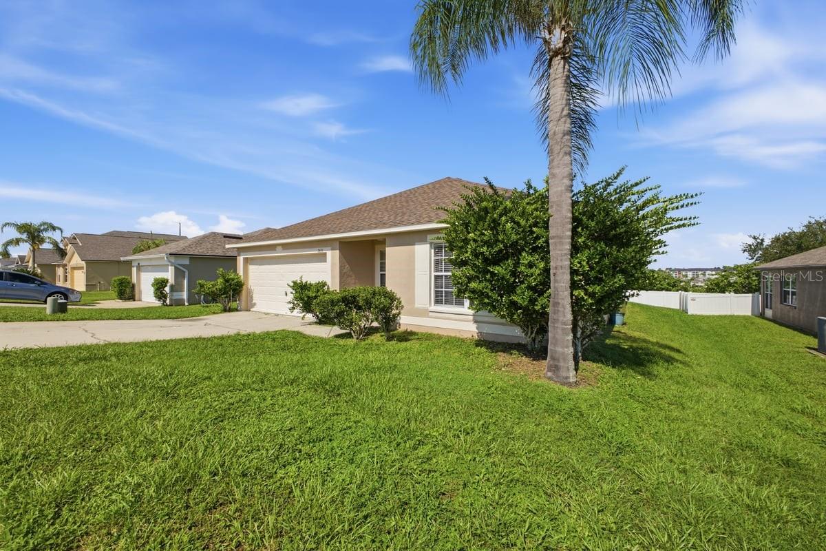 7631 Merchantville, Zephyrhills, FL 33540