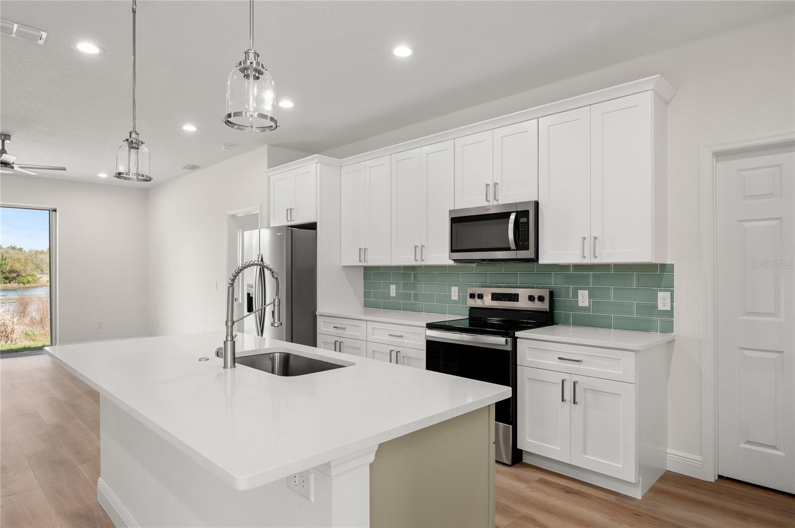 136 11th, Osteen, FL 32764