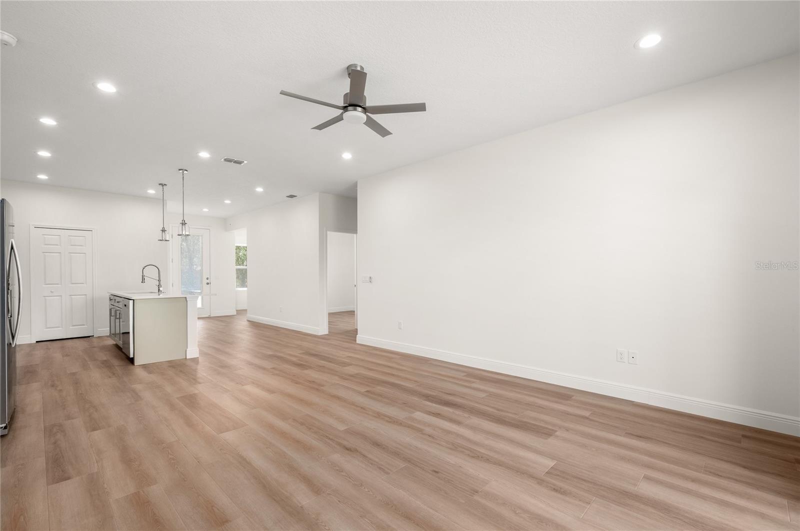 136 11th, Osteen, FL 32764