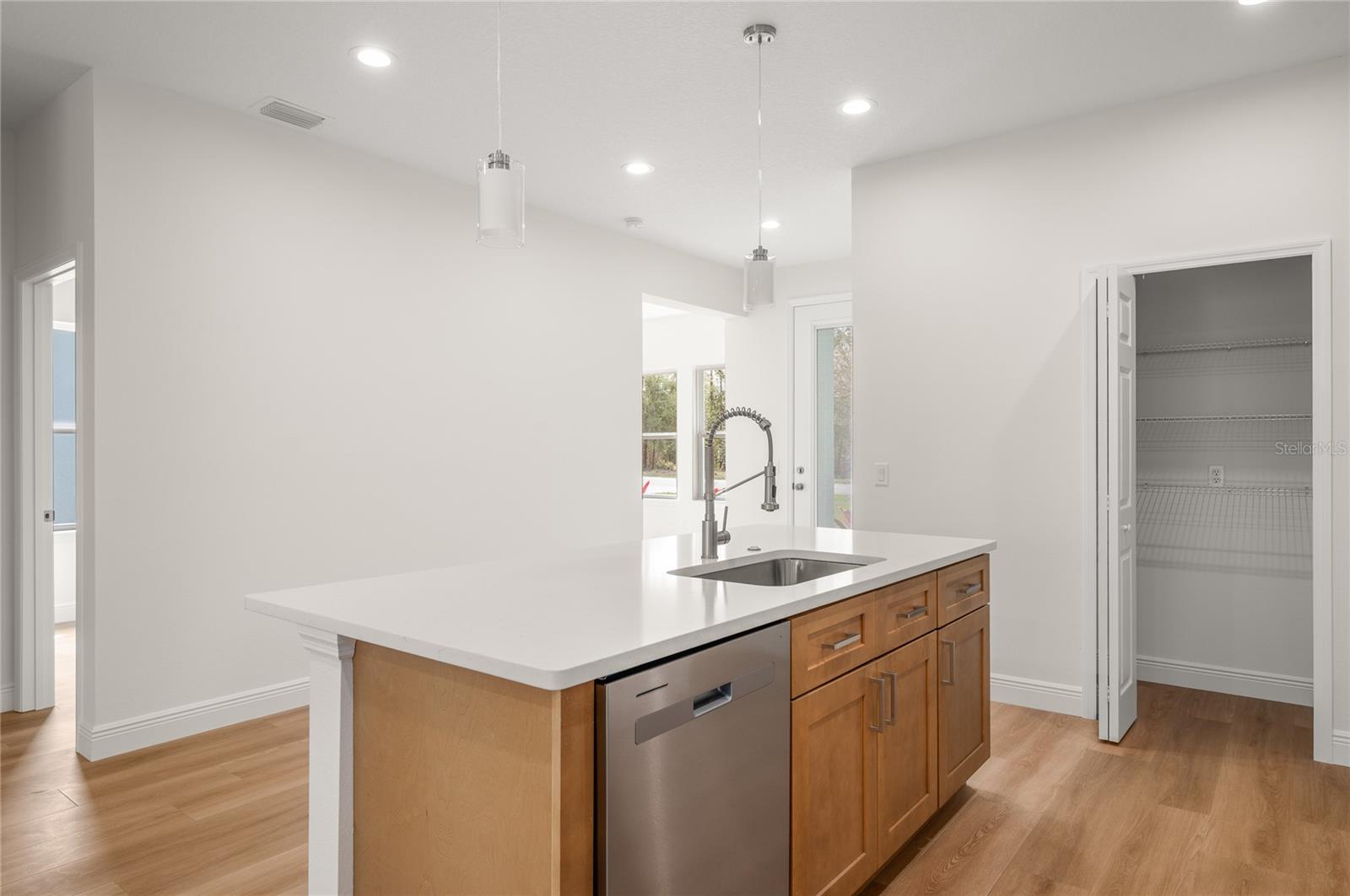 140 11th, Osteen, FL 32764