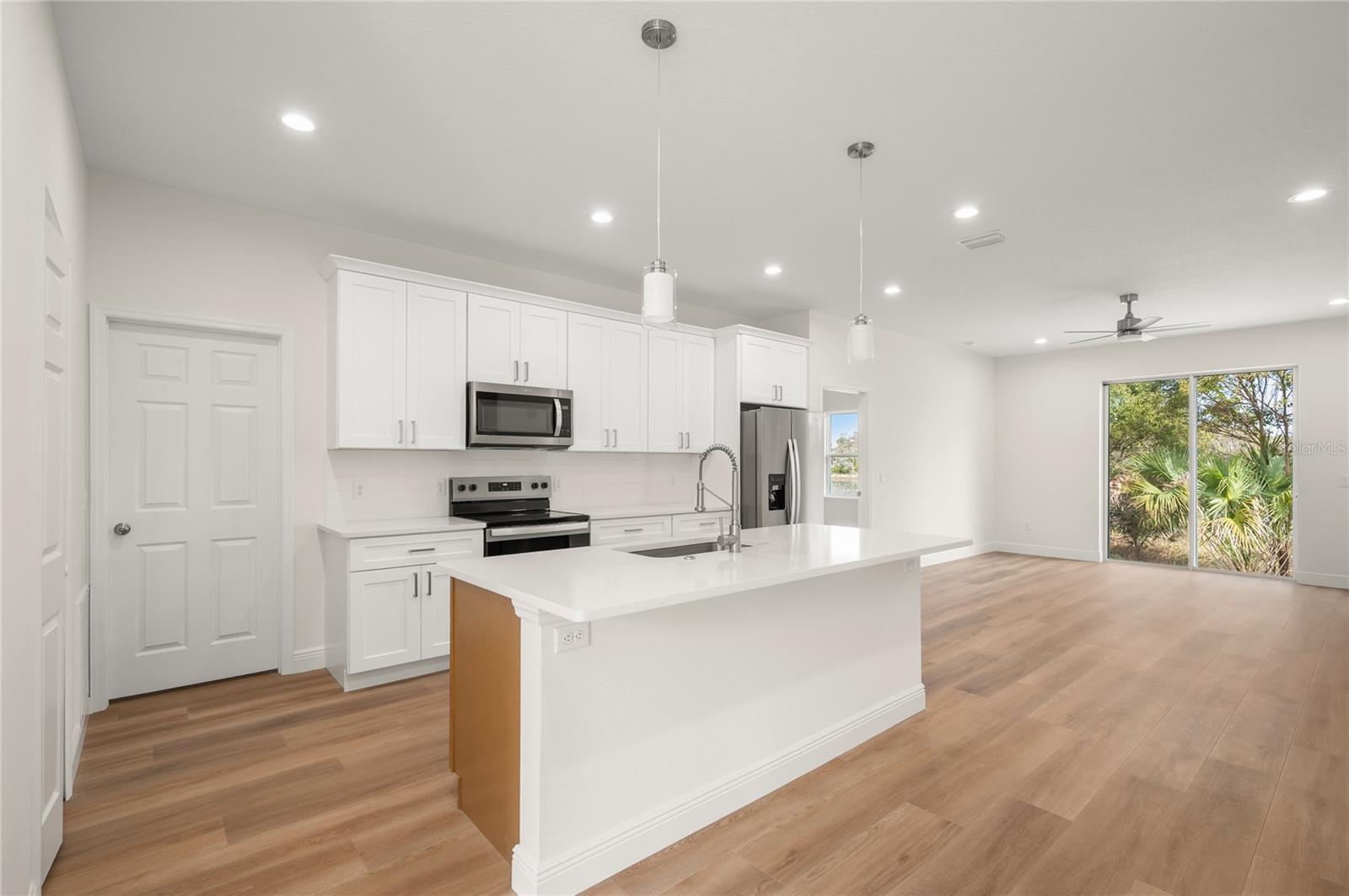140 11th, Osteen, FL 32764