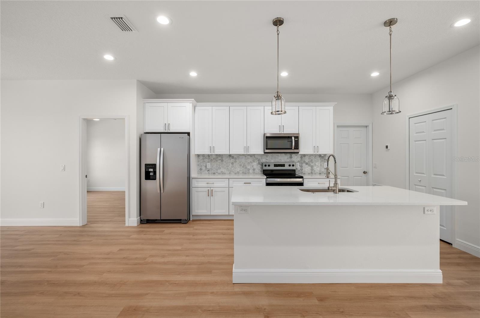 144 11th, Osteen, FL 32764