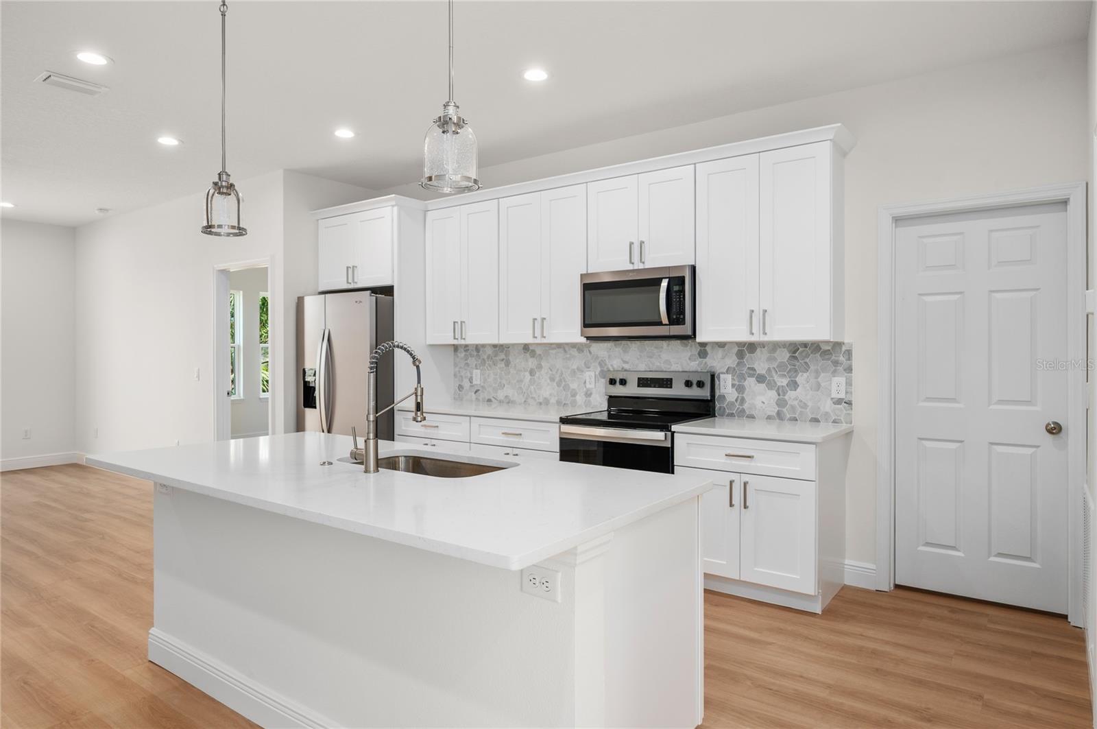 144 11th, Osteen, FL 32764