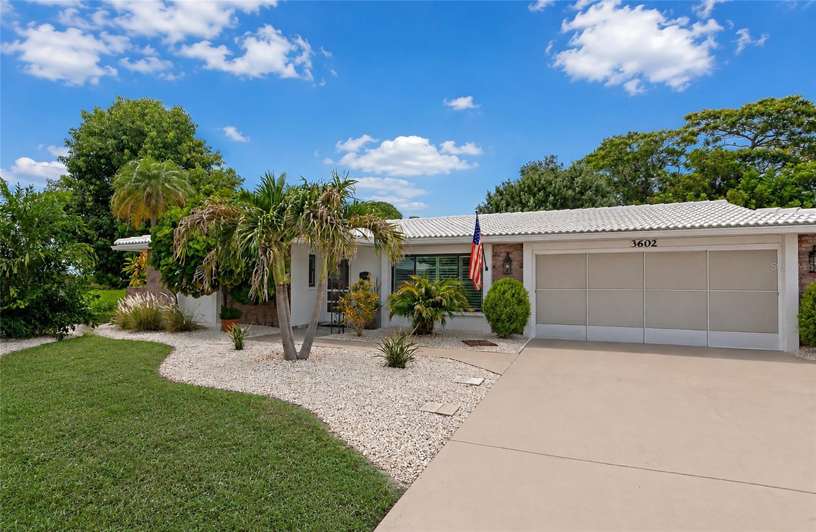 3602 Joyce, Bradenton, FL 34208
