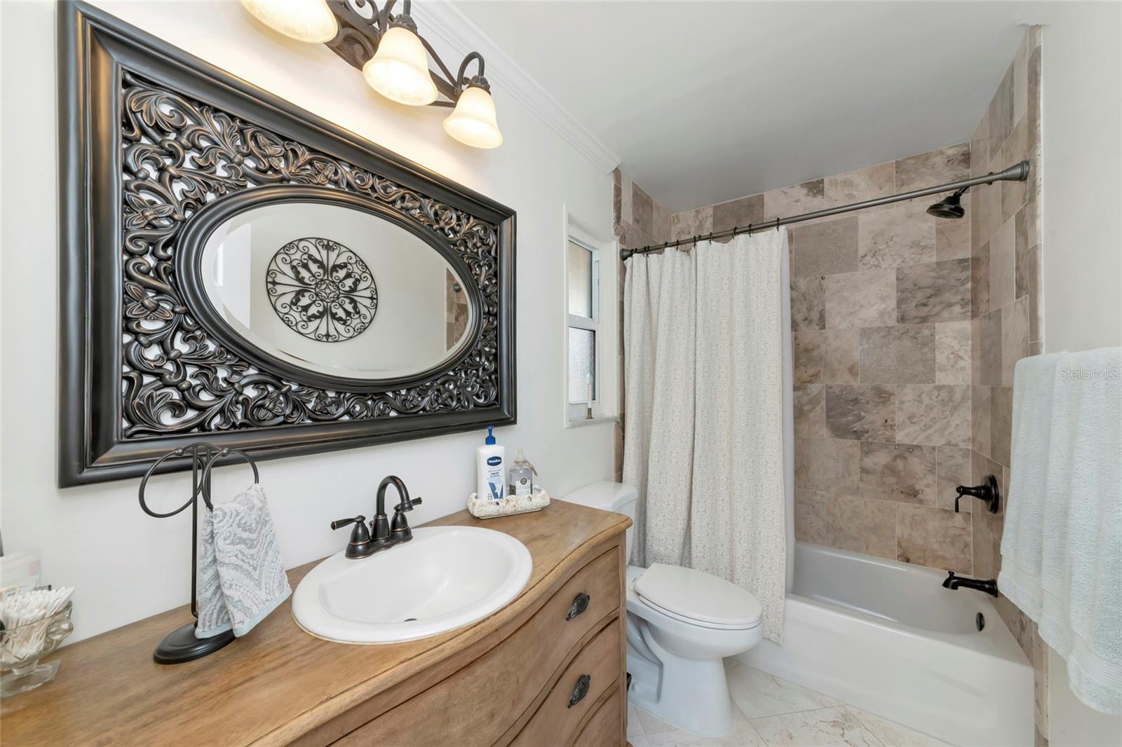 3602 Joyce, Bradenton, FL 34208