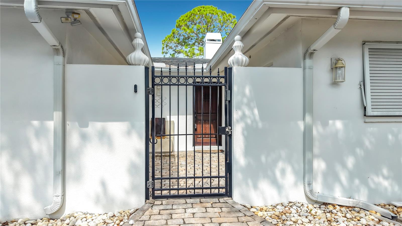 3800 Shore Acres, St Petersburg, FL 33703