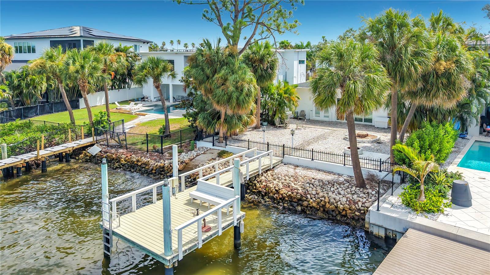 3800 Shore Acres, St Petersburg, FL 33703