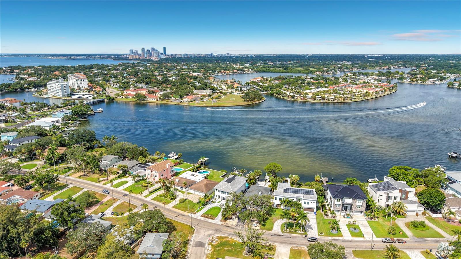 3800 Shore Acres, St Petersburg, FL 33703