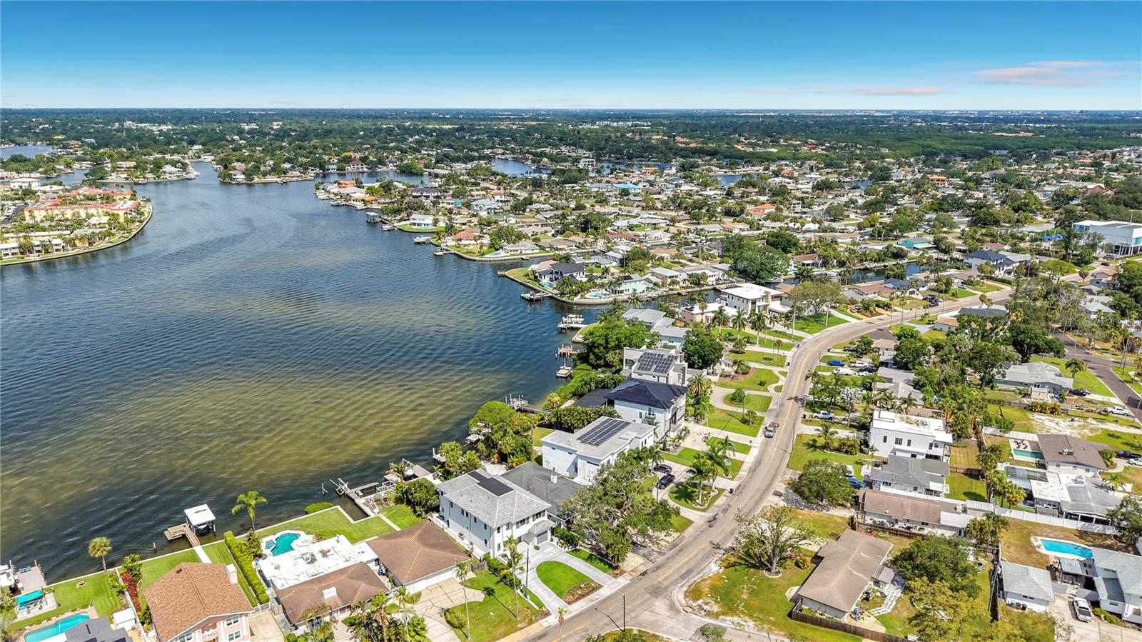 3800 Shore Acres, St Petersburg, FL 33703