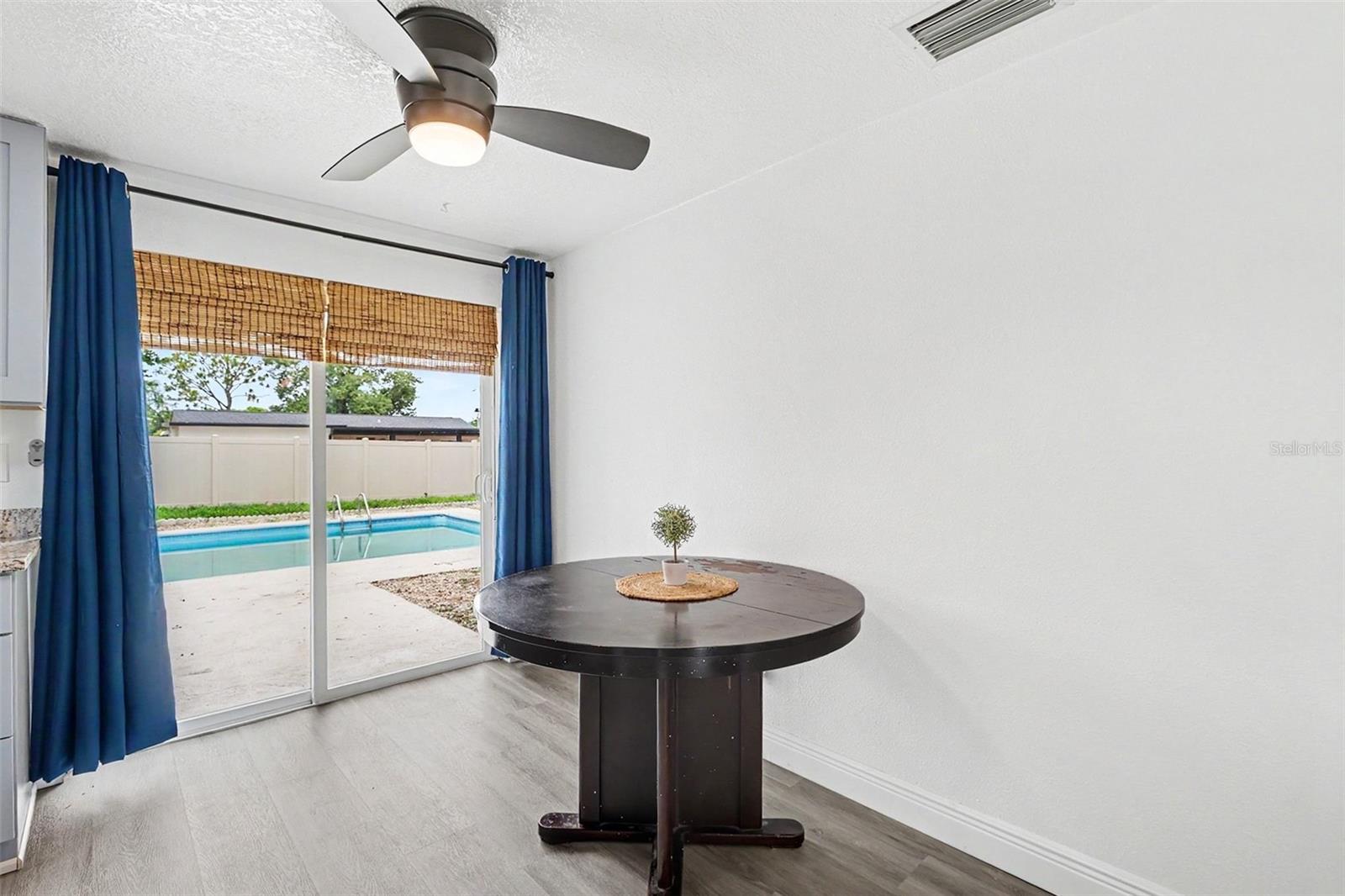 8253 Greenleaf, Tampa, FL 33615