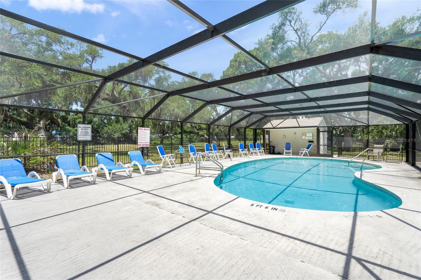 319 Bearded Oaks, Sarasota, FL 34232