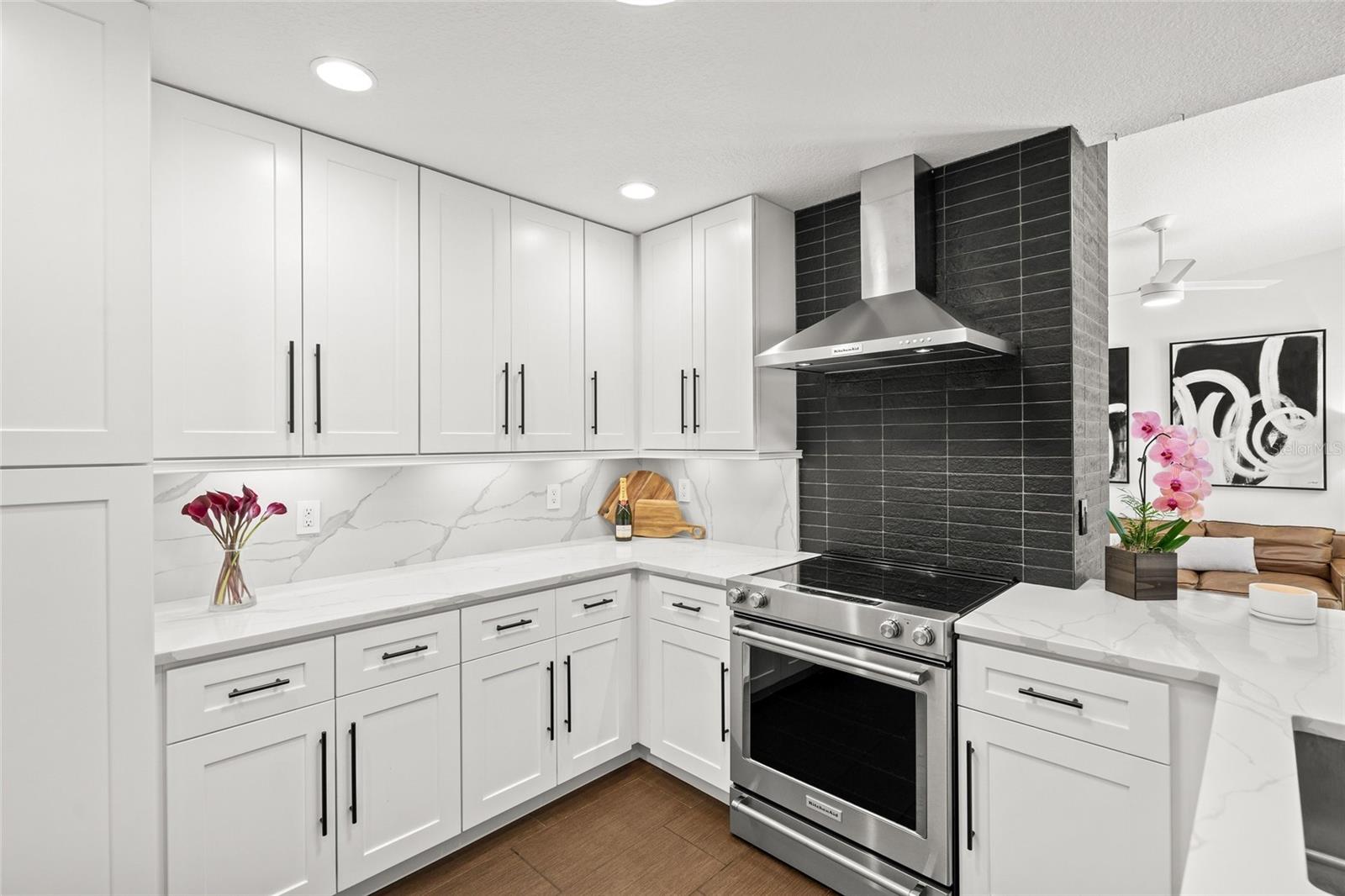 319 Bearded Oaks, Sarasota, FL 34232