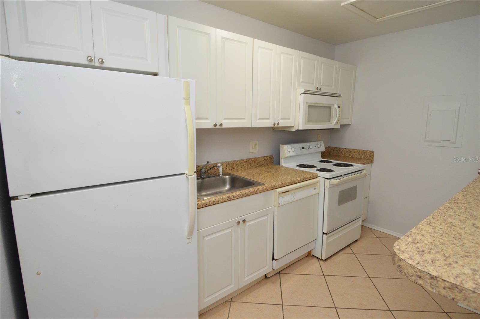 1400 Gandy Unit 607, St Petersburg, FL 33702