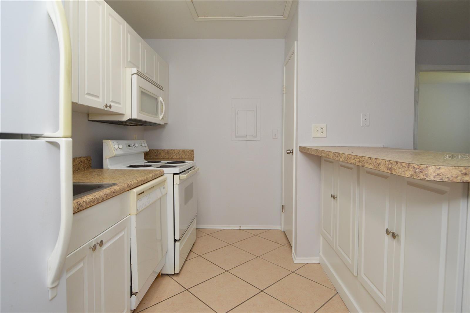 1400 Gandy Unit 607, St Petersburg, FL 33702