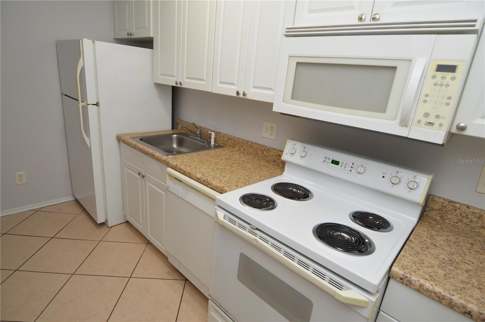 1400 Gandy Unit 607, St Petersburg, FL 33702