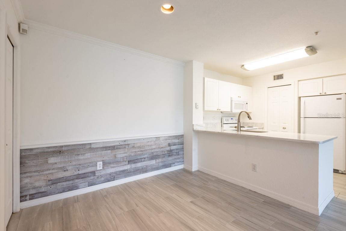4209 Woodstorks Walk Unit 1110, Lutz, FL 33558