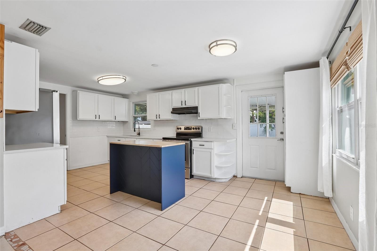 8090 68th, Pinellas Park, FL 33781