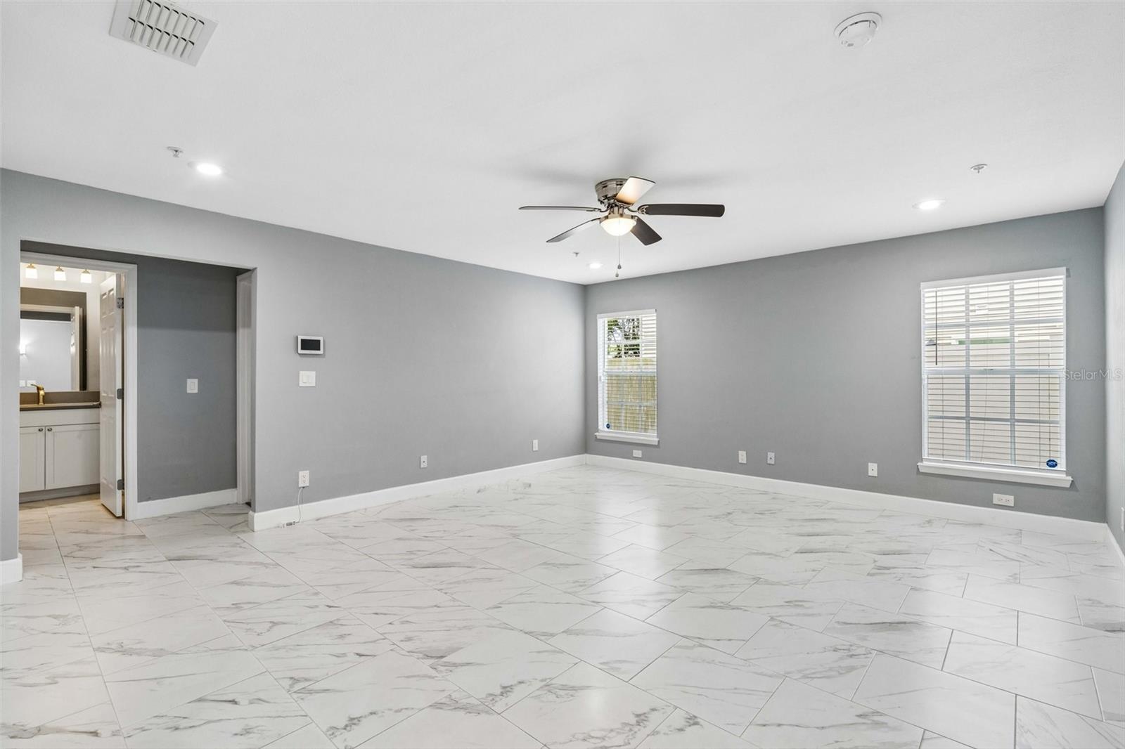 2613 Espana, Tampa, FL 33609