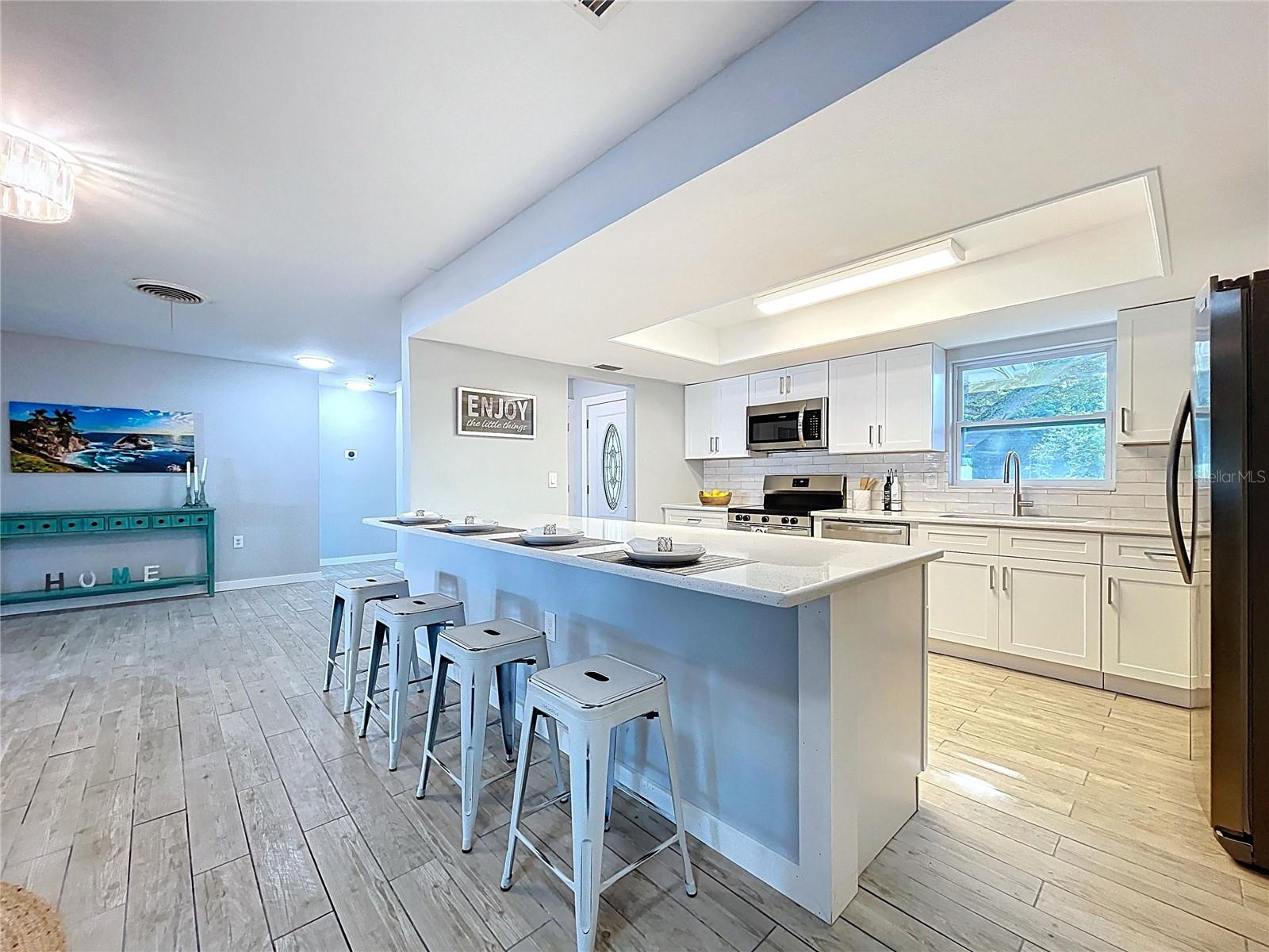 7960 2nd, St Petersburg, FL 33702