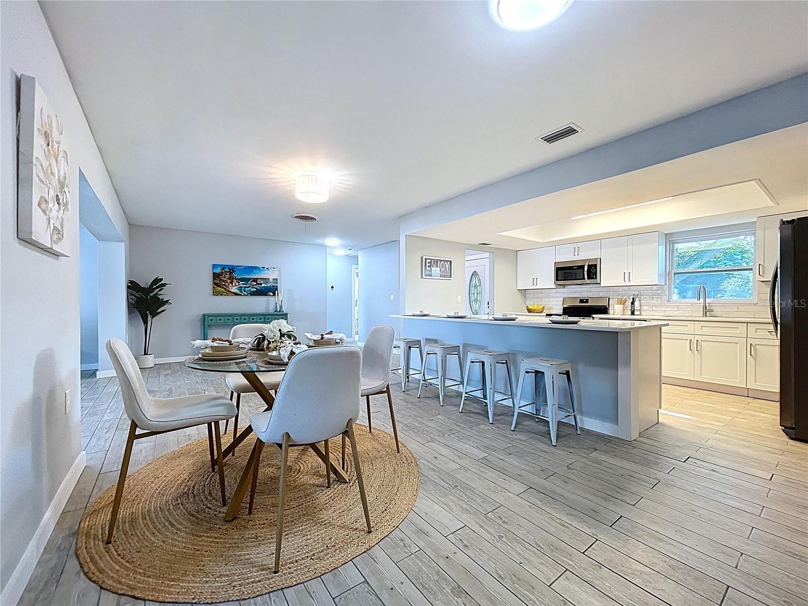7960 2nd, St Petersburg, FL 33702