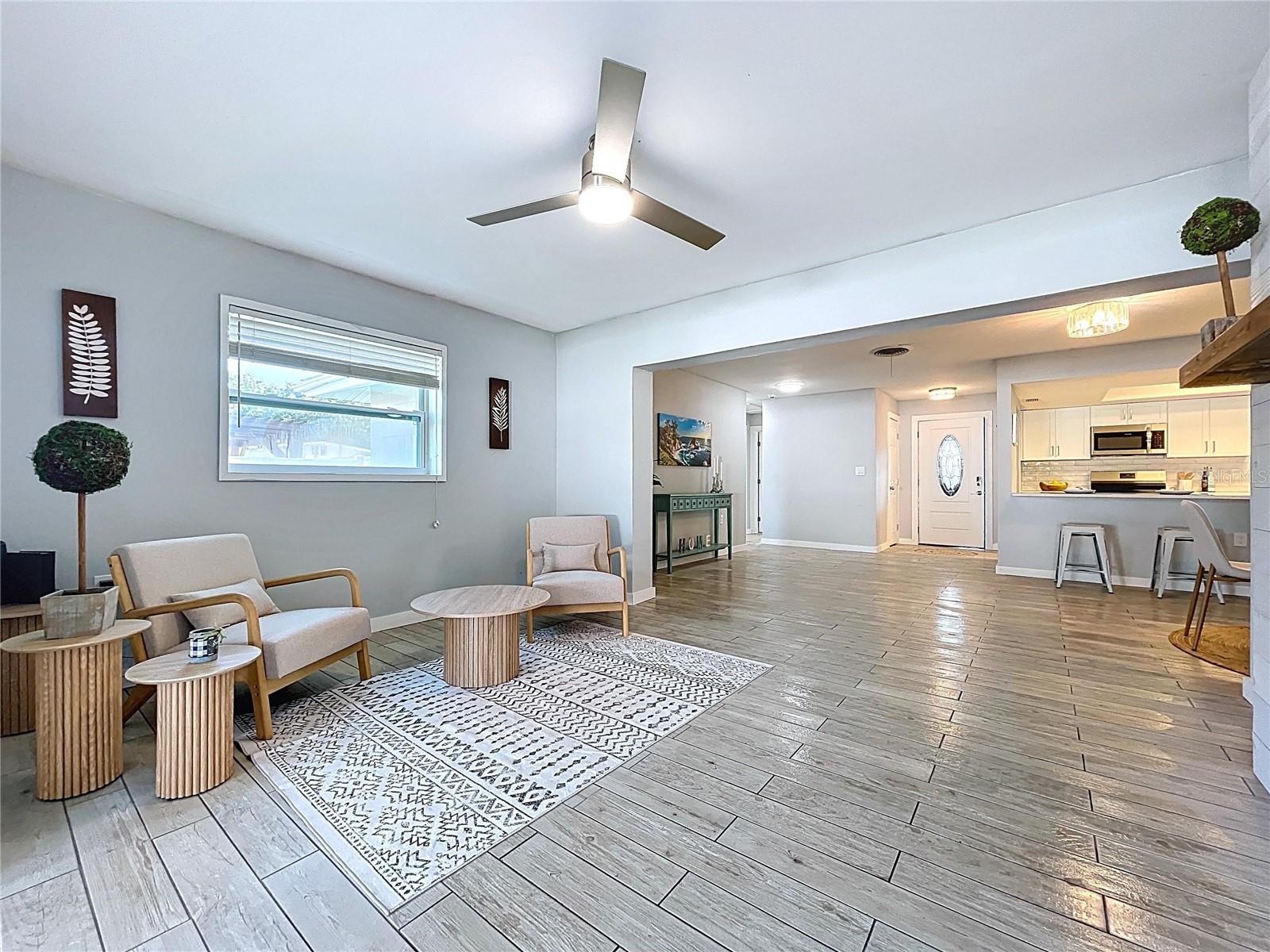 7960 2nd, St Petersburg, FL 33702