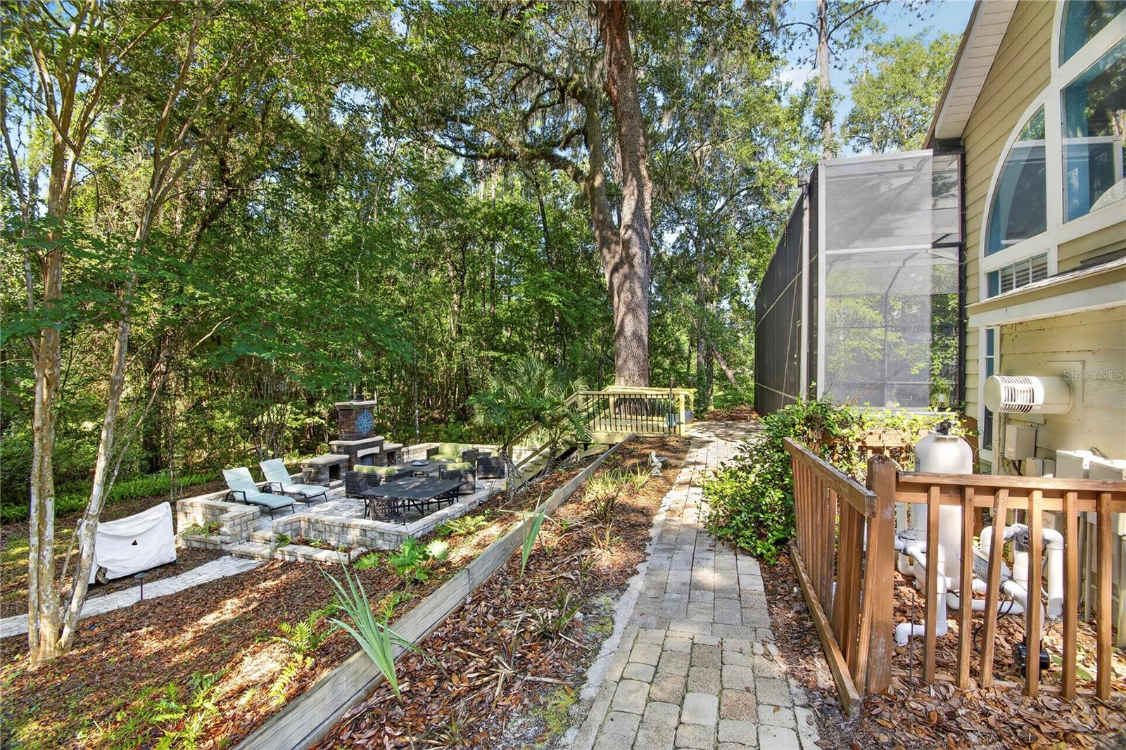 11415 10th, Gainesville, FL 32606