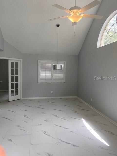 575 Bloomington Unit 20, Altamonte Springs, FL 32714