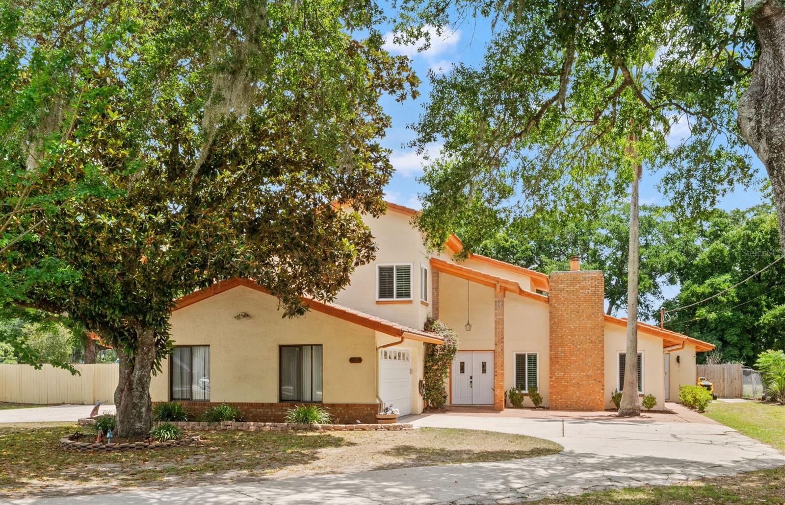 1161 Lake Brantley, Altamonte Springs, FL 32714