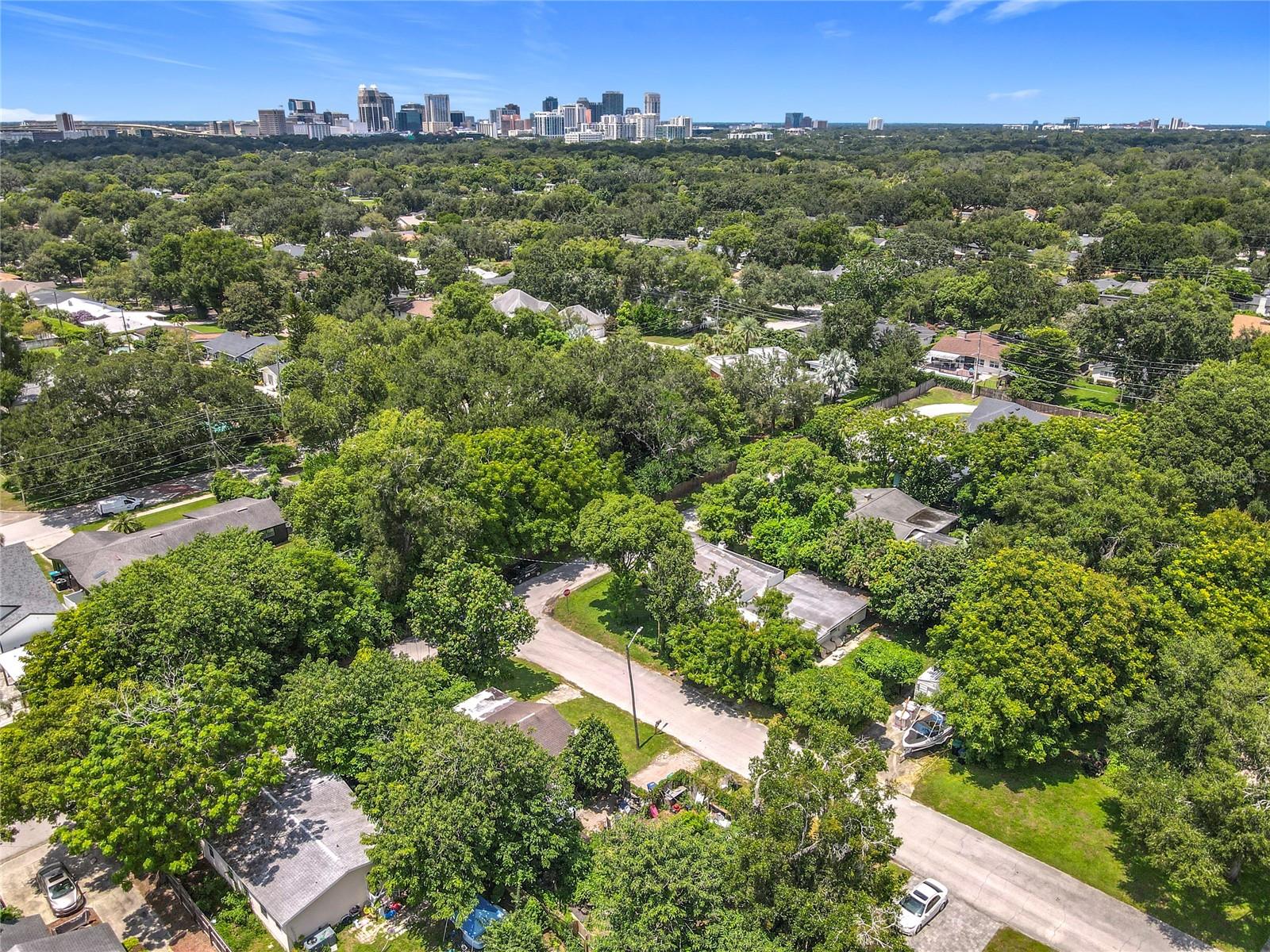 1906 Vine, Orlando, FL 32806