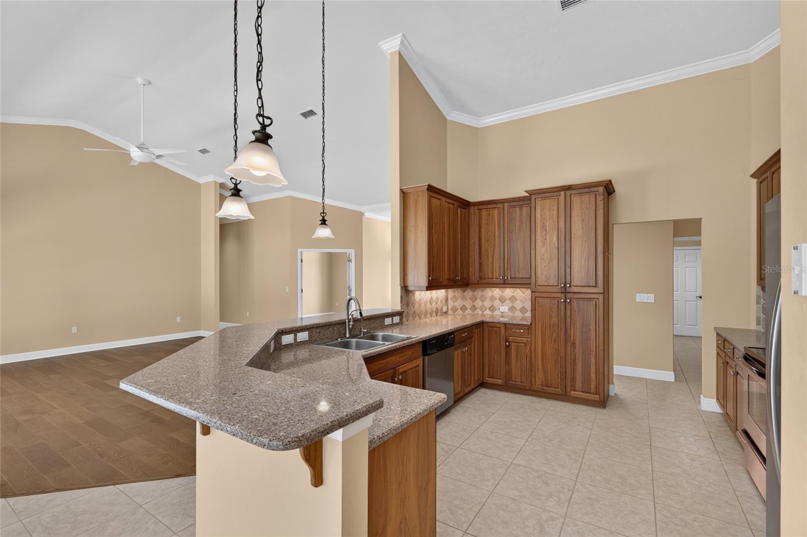 26807 20th, Newberry, FL 32669