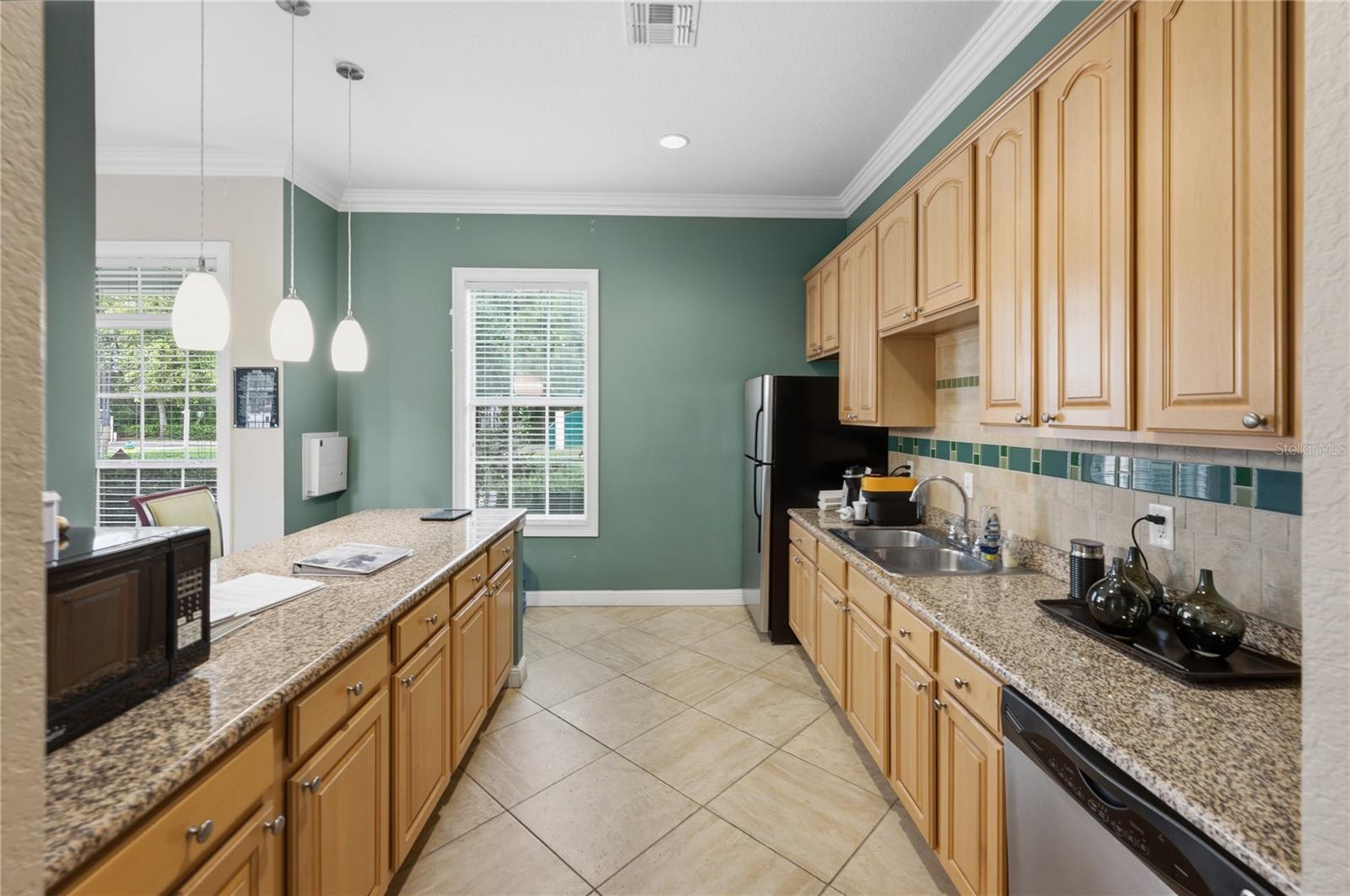 930 Moonlight Cove Unit 11-107, Orange City, FL 32763