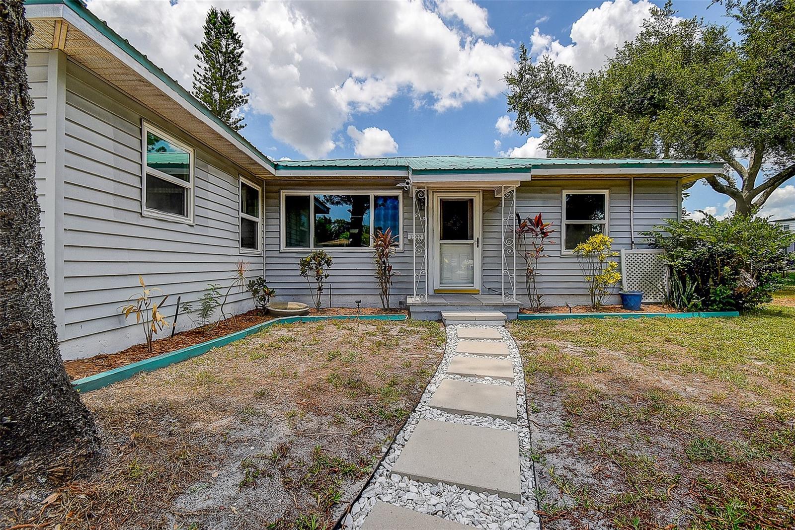 1509 Canterbury, St Petersburg, FL 33710