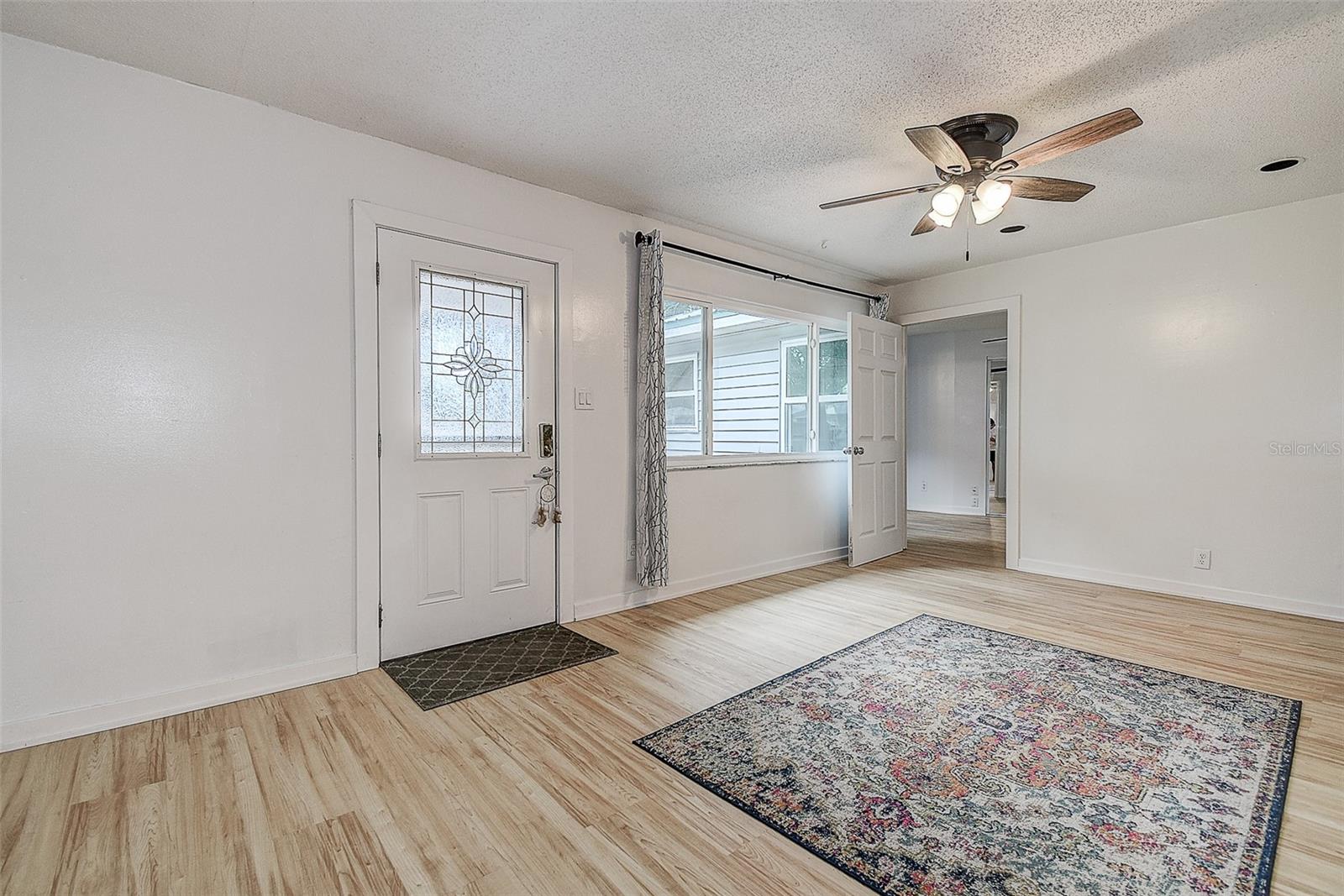 1509 Canterbury, St Petersburg, FL 33710