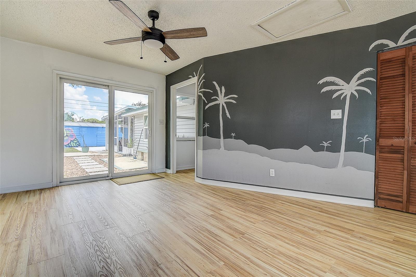 1509 Canterbury, St Petersburg, FL 33710