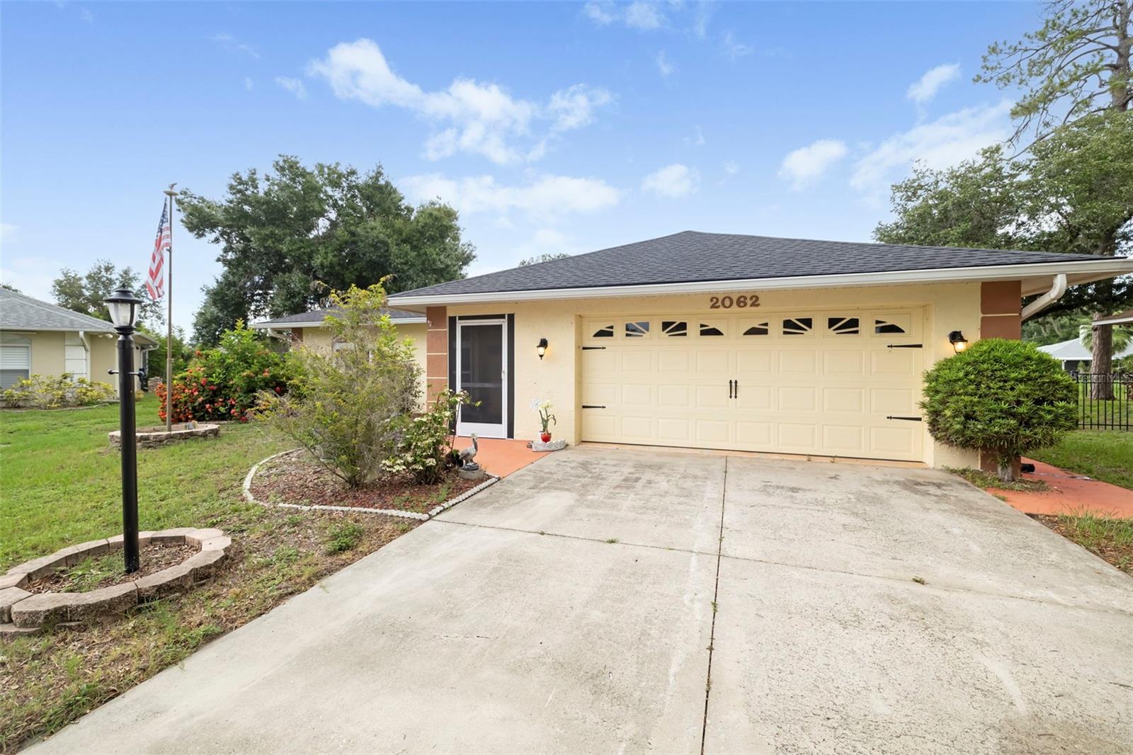 2062 Old Arbor, Sarasota, FL 34232